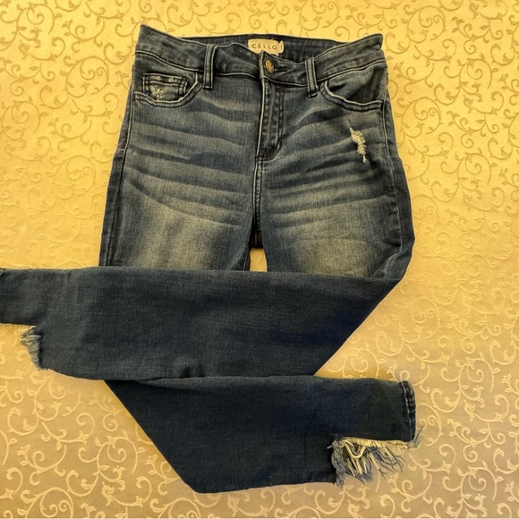 Cello Distressed High Rise Skinny Jeans With Ankle Zippers - Picture 7 of 16